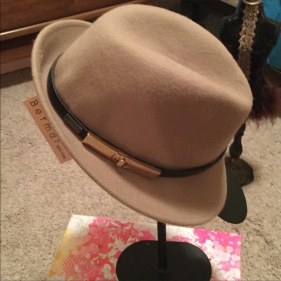 Betman New York Accessories - 100% wool hat